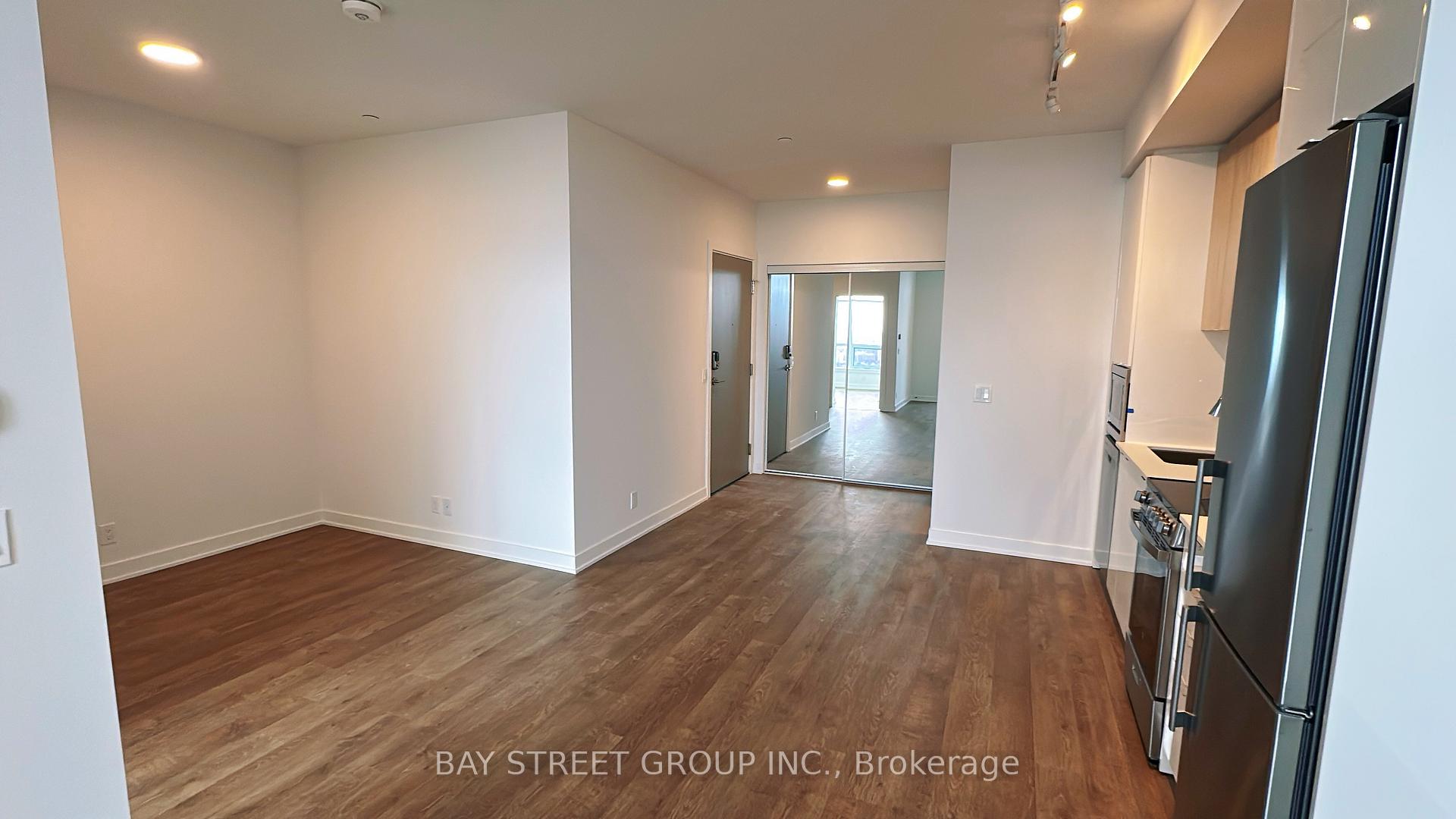 Photo 14 of Unit B3001, 50 Upper Mall Way, Vaughan, Brownridge — HOMEH