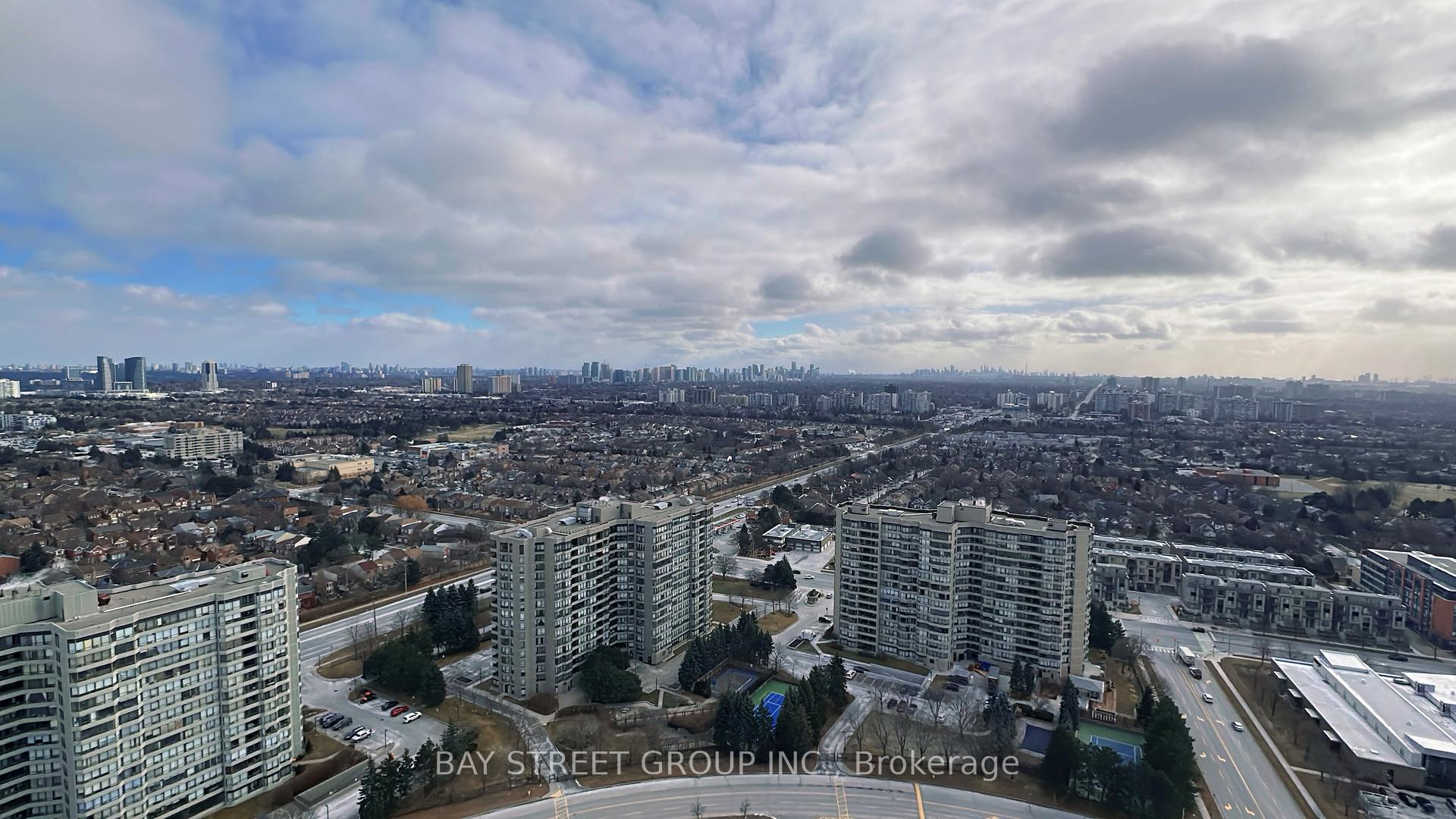 Photo 20 of Unit B3001, 50 Upper Mall Way, Vaughan, Brownridge — HOMEH
