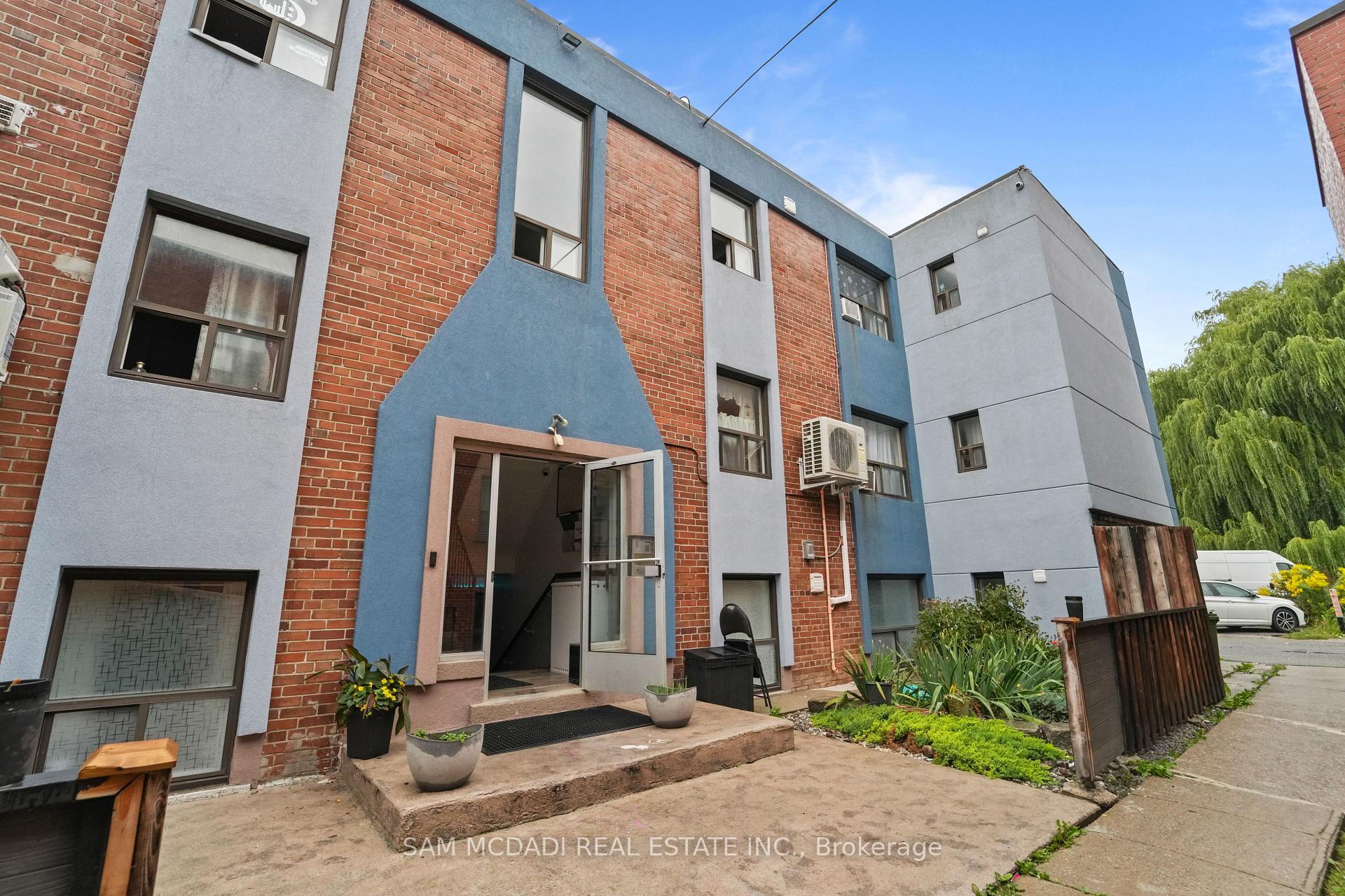 Photo 3 of Unit 104, 1016 O'connor Drive, Toronto, O'Connor-Parkview — HOMEH