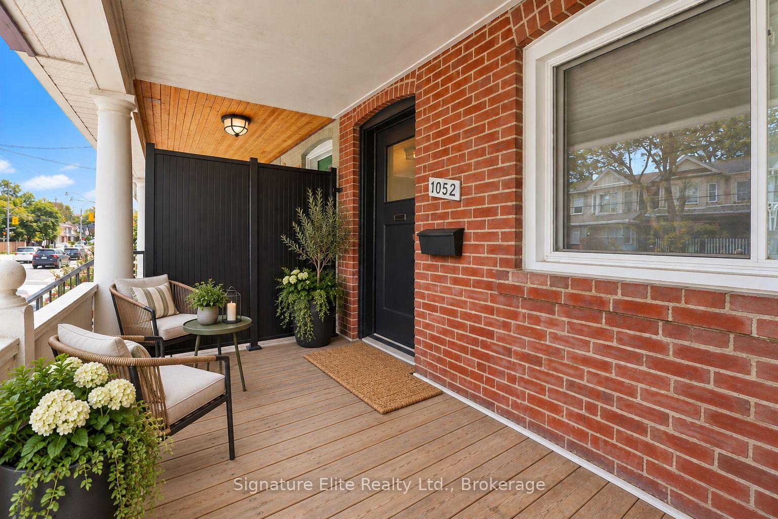 Photo 3 of 1052 Mount Pleasant Road, Toronto, Mount Pleasant East — HOMEH