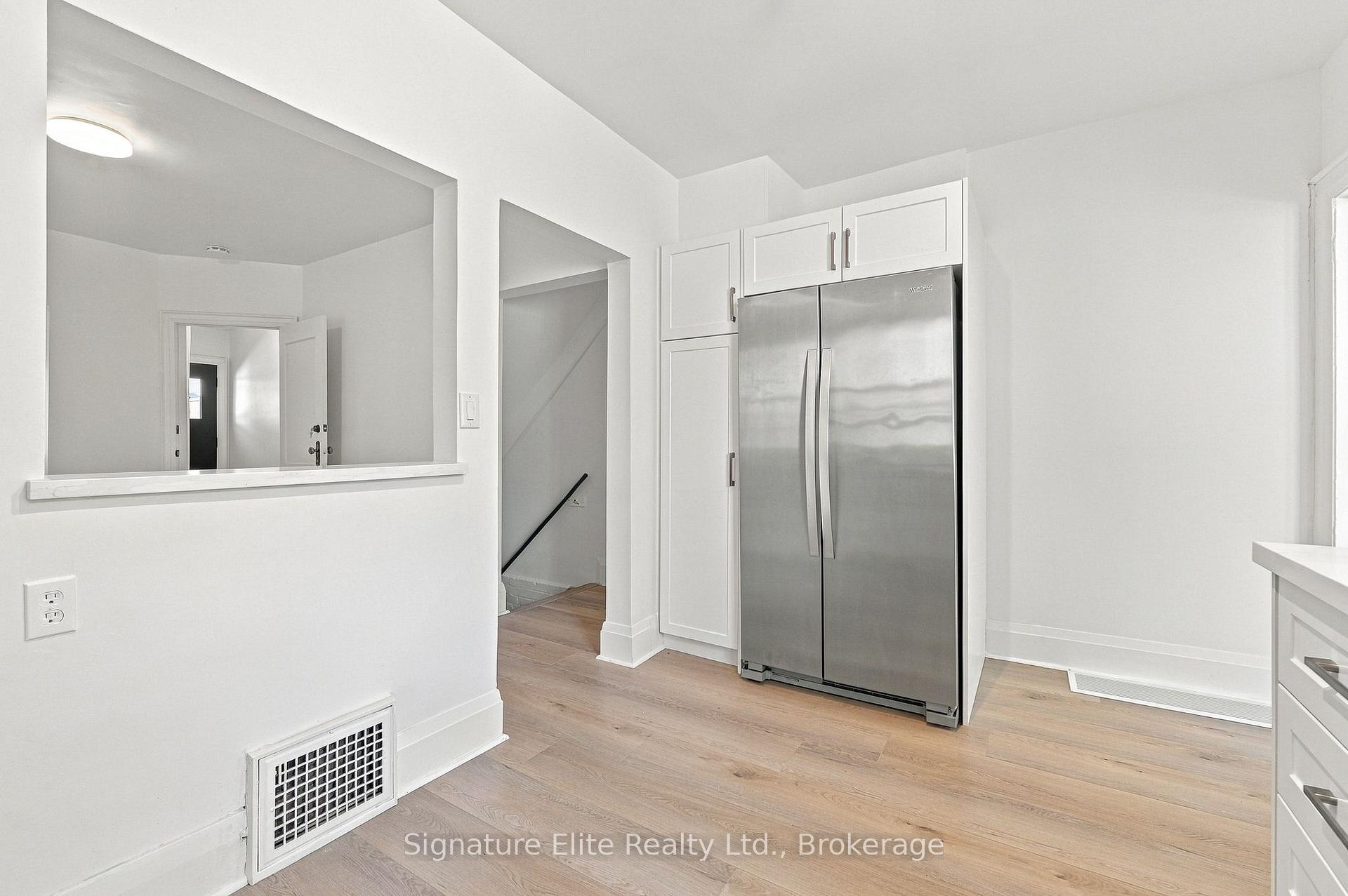 Photo 12 of 1052 Mount Pleasant Road, Toronto, Mount Pleasant East — HOMEH