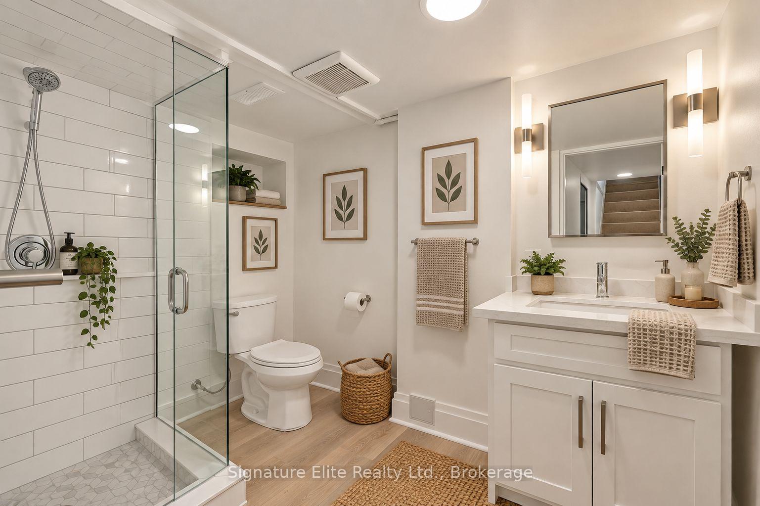 Photo 19 of 1052 Mount Pleasant Road, Toronto, Mount Pleasant East — HOMEH