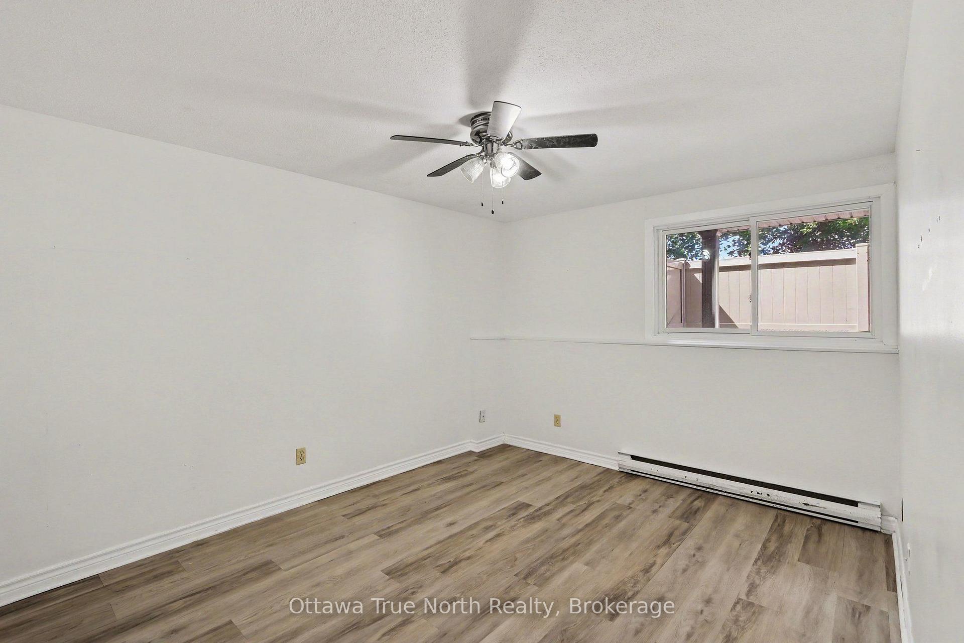 Photo 9 of Unit Unit 3, 4 Sweetbriar Circle, Ottawa, Barrhaven - Pheasant Run — HOMEH