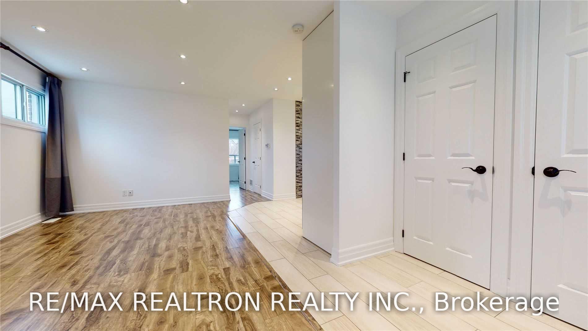 Photo 6 of Unit Main Floor, 78 Schell Avenue, North York, Briar Hill-Belgravia — HOMEH