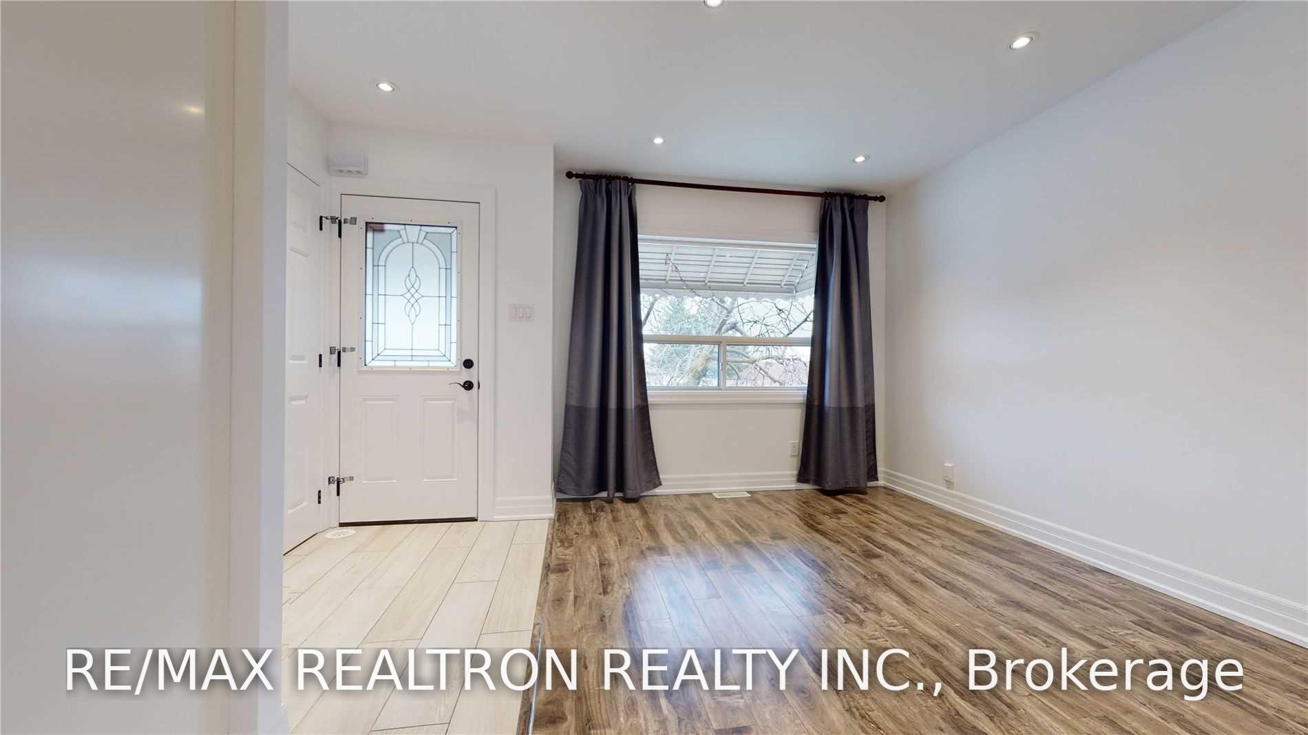 Photo 8 of Unit Main Floor, 78 Schell Avenue, North York, Briar Hill-Belgravia — HOMEH