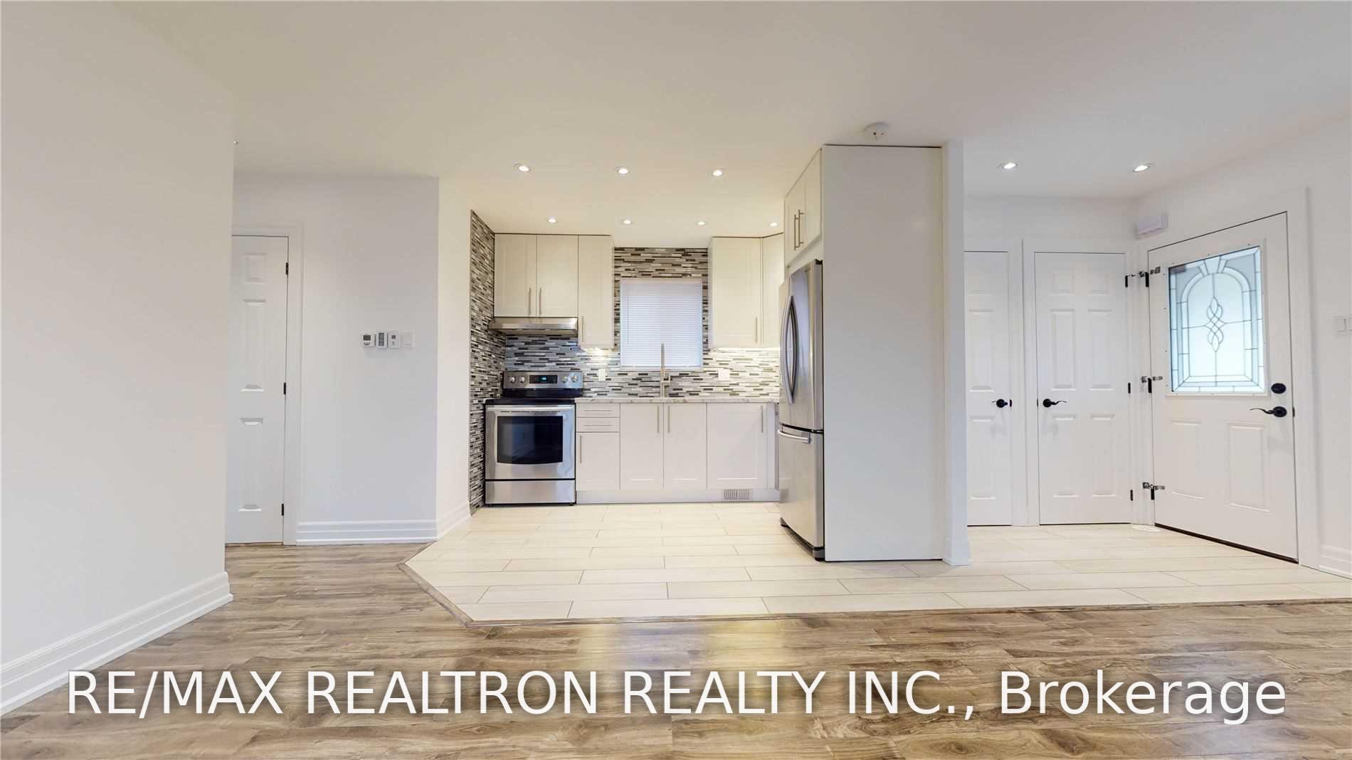 Photo 12 of Unit Main Floor, 78 Schell Avenue, North York, Briar Hill-Belgravia — HOMEH