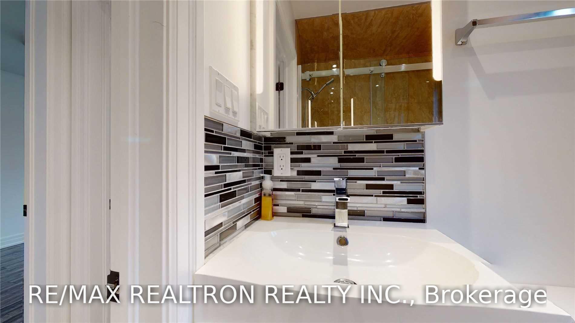 Photo 24 of Unit Main Floor, 78 Schell Avenue, North York, Briar Hill-Belgravia — HOMEH