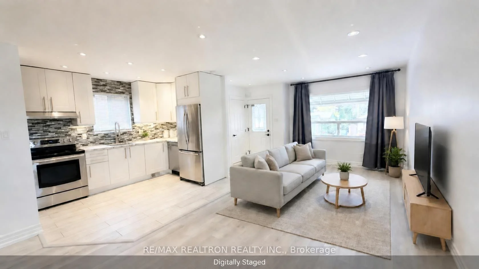 Photo 21 of Unit Main Floor, 78 Schell Avenue, North York, Briar Hill-Belgravia — HOMEH