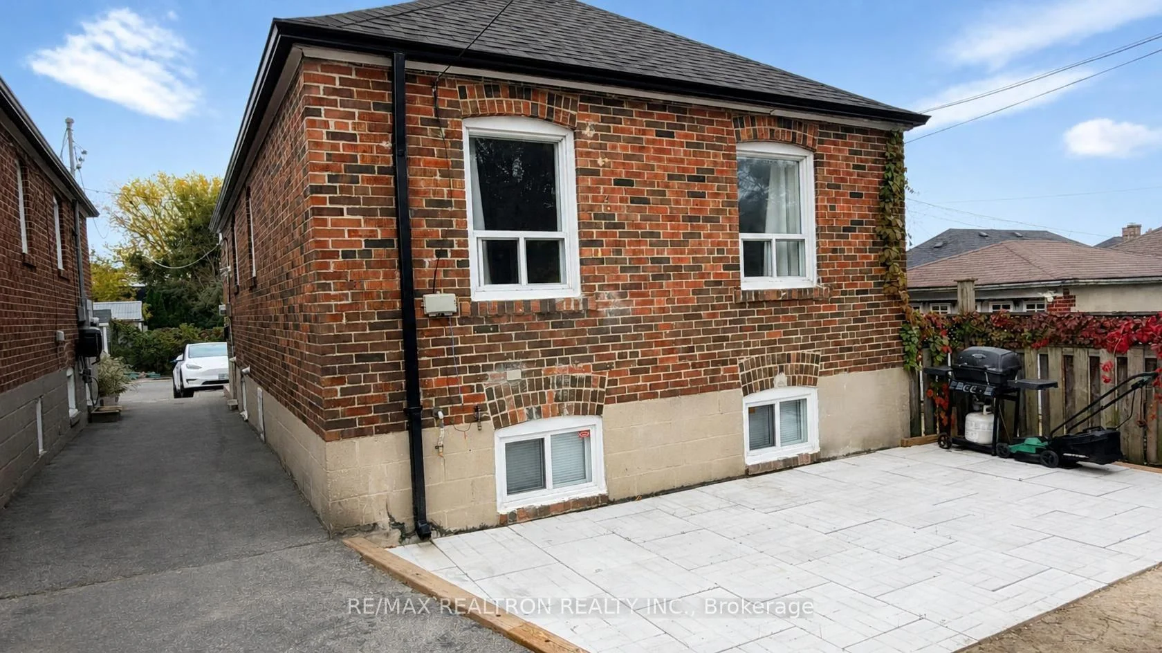 Photo 39 of Unit Main Floor, 78 Schell Avenue, North York, Briar Hill-Belgravia — HOMEH