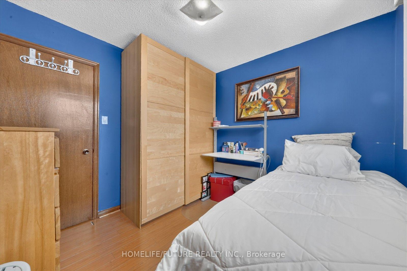 Photo 25 of 24 Cleethorpes Boulevard, Scarborough, Agincourt South-Malvern West — HOMEH