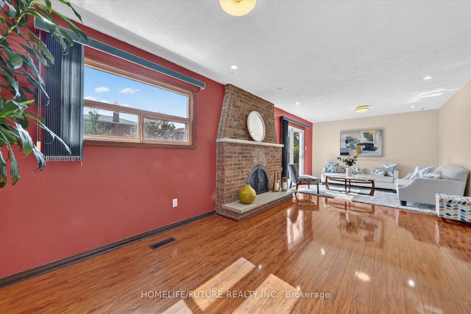 Photo 27 of 24 Cleethorpes Boulevard, Scarborough, Agincourt South-Malvern West — HOMEH