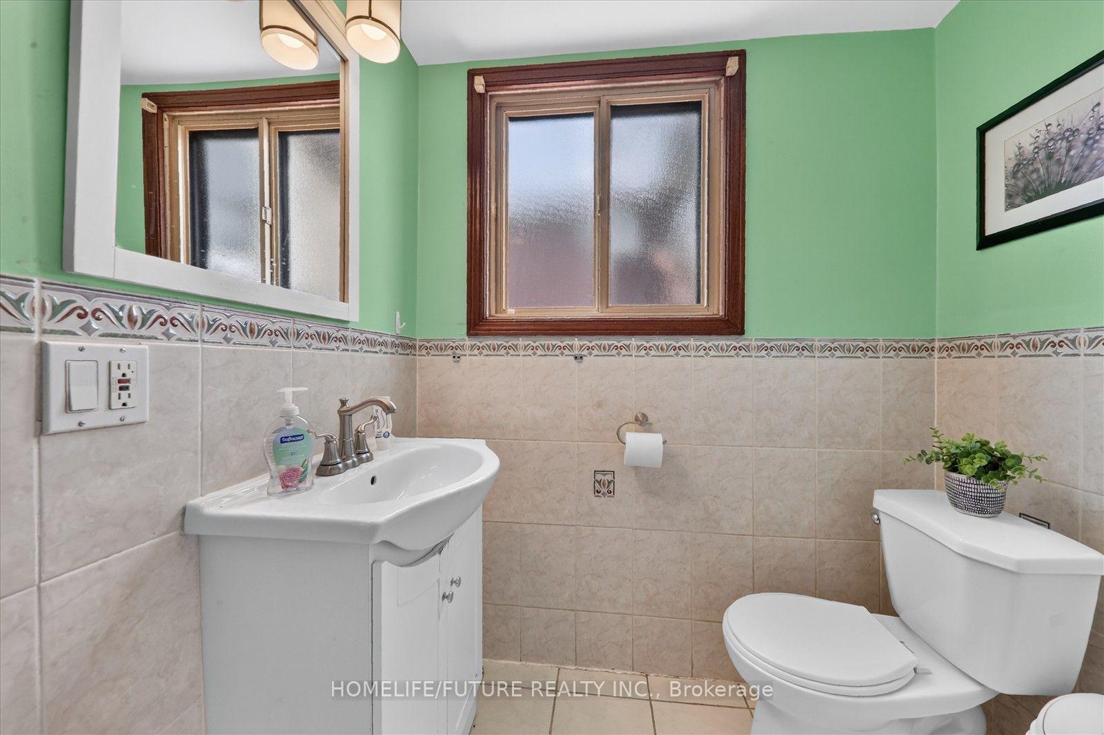 Photo 36 of 24 Cleethorpes Boulevard, Scarborough, Agincourt South-Malvern West — HOMEH