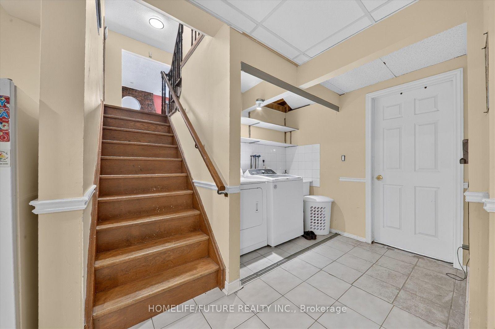 Photo 37 of 24 Cleethorpes Boulevard, Scarborough, Agincourt South-Malvern West — HOMEH