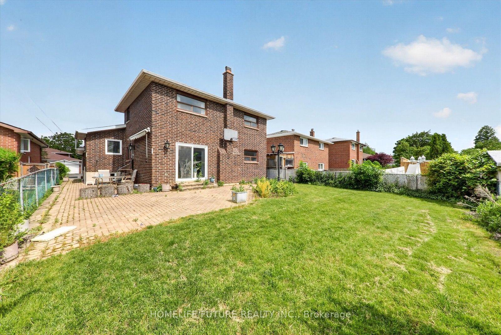 Photo 43 of 24 Cleethorpes Boulevard, Scarborough, Agincourt South-Malvern West — HOMEH