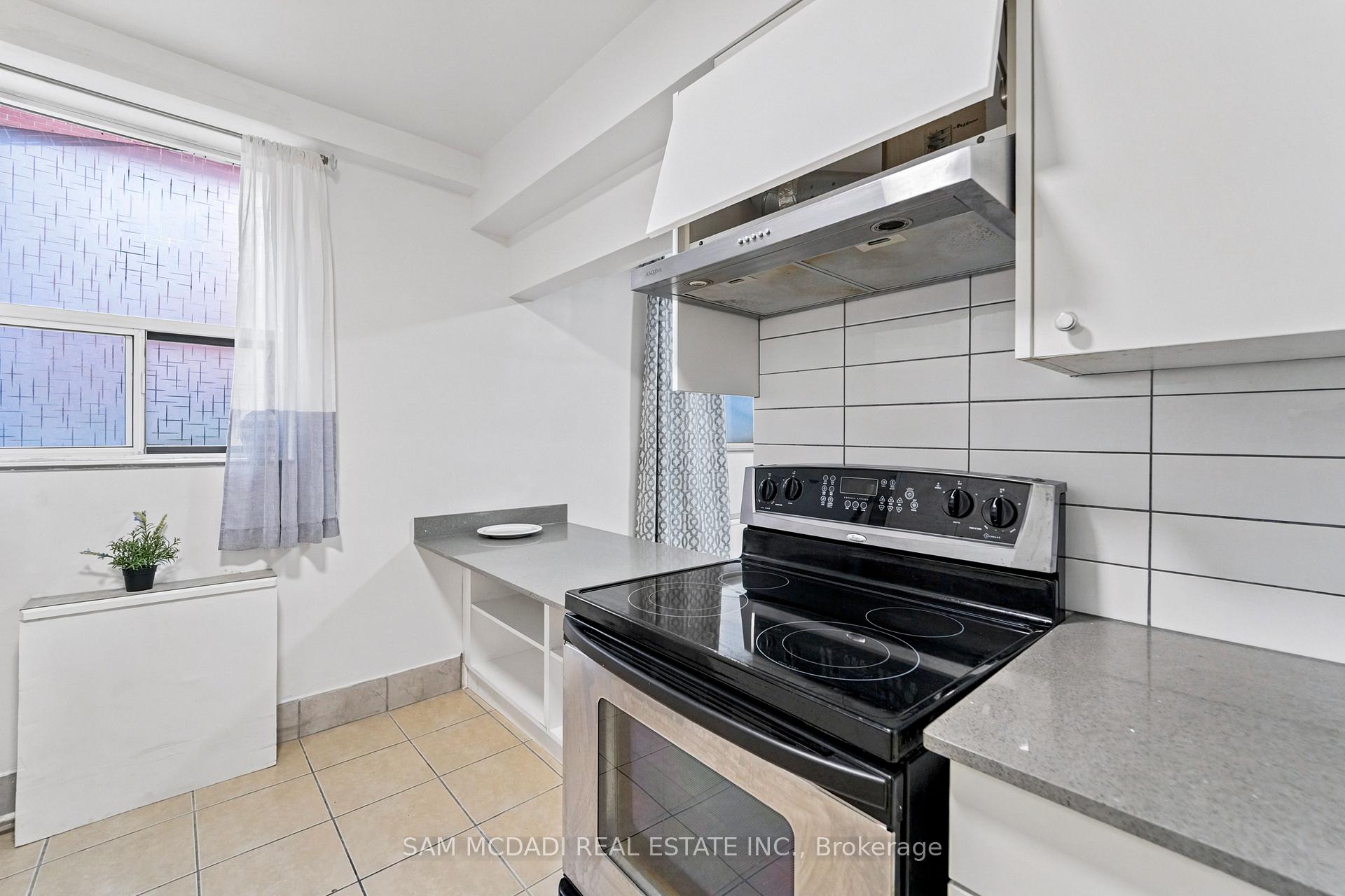 Photo 6 of Unit 101, 1016 O'connor Drive, Toronto, O'Connor-Parkview — HOMEH