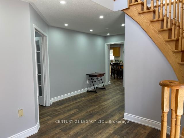 Photo 20 of Unit (Upper), 25 Kentucky Drive, Brampton, Fletcher's Creek South — HOMEH