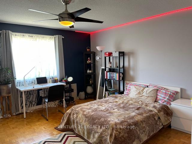 Photo 28 of Unit (Upper), 25 Kentucky Drive, Brampton, Fletcher's Creek South — HOMEH