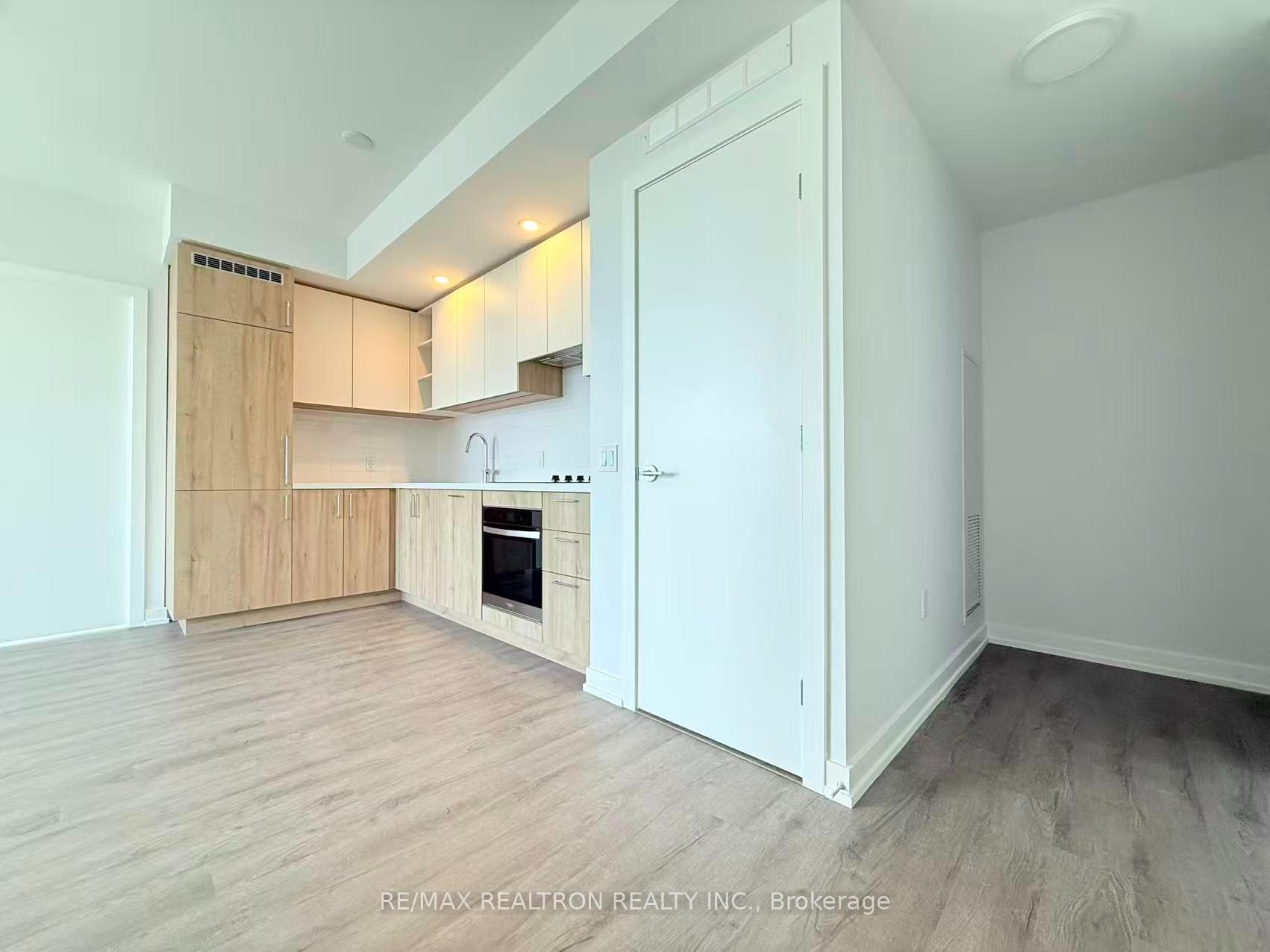 Photo 7 of Unit 1802, 21 Meadowdale Road, Vaughan, Vaughan Corporate Centre — HOMEH