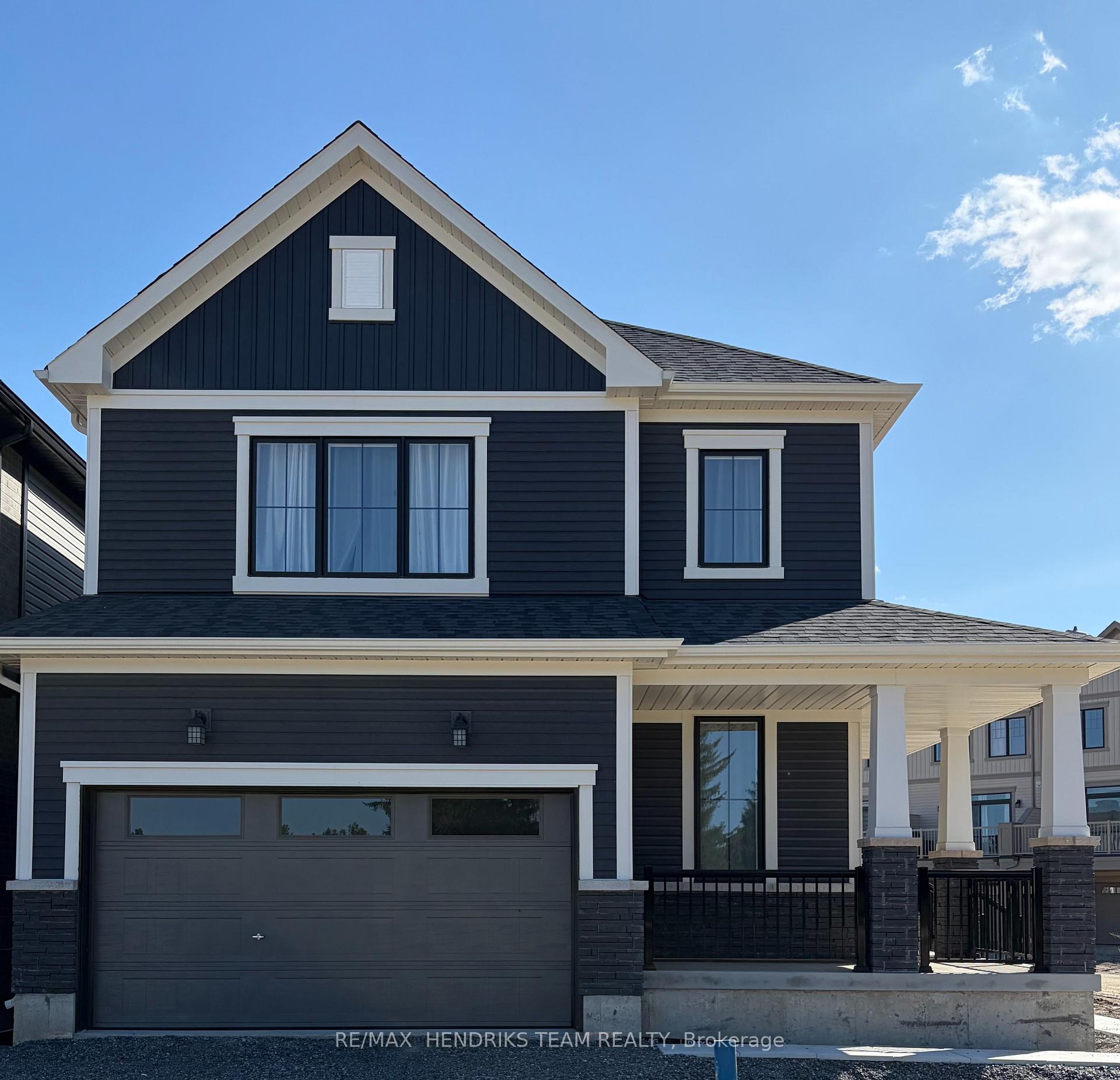 Photo 2 of 5 Derose Avenue S, Thorold, Hurricane/Merrittville — HOMEH