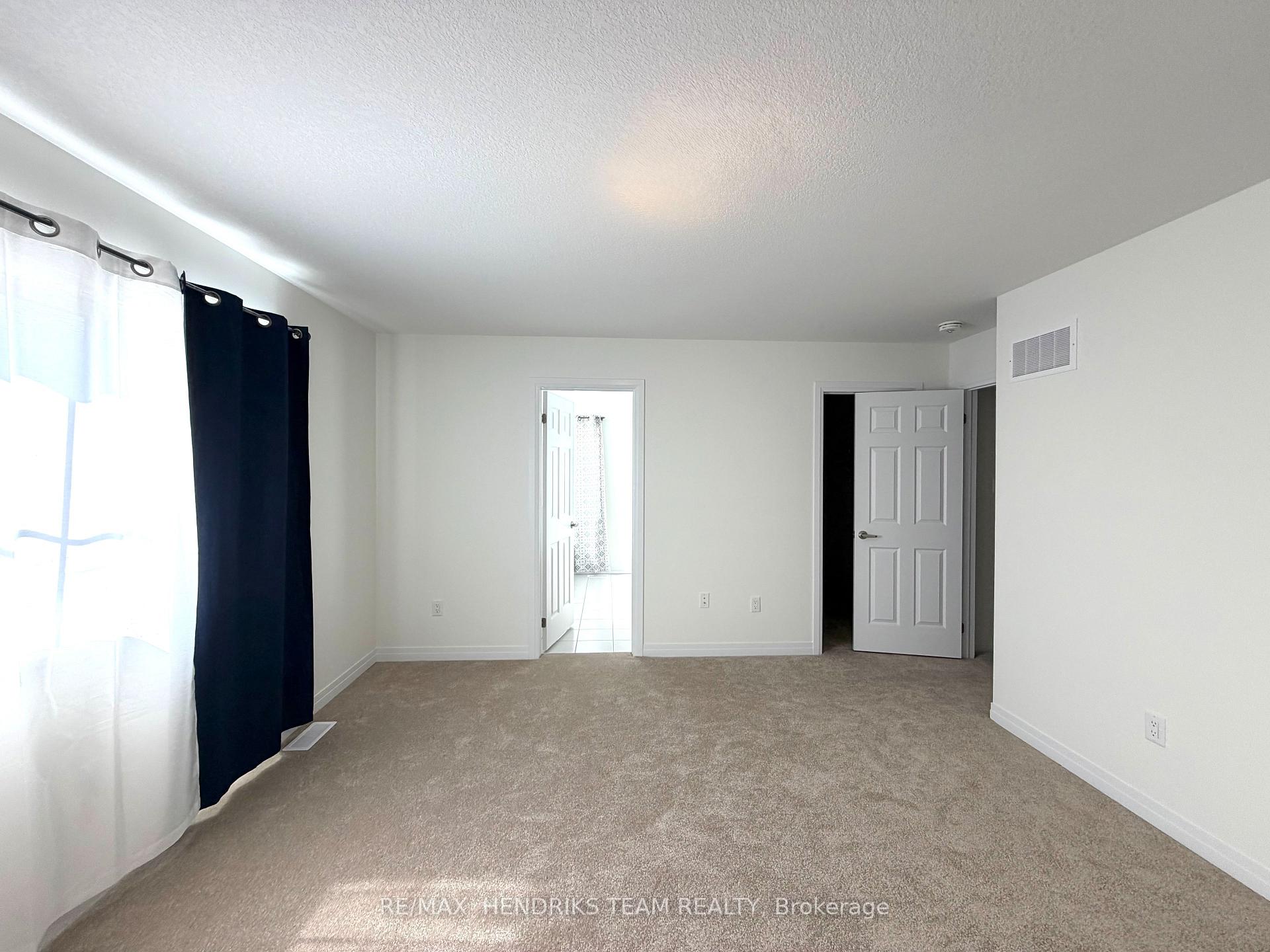 Photo 10 of 5 Derose Avenue S, Thorold, Hurricane/Merrittville — HOMEH