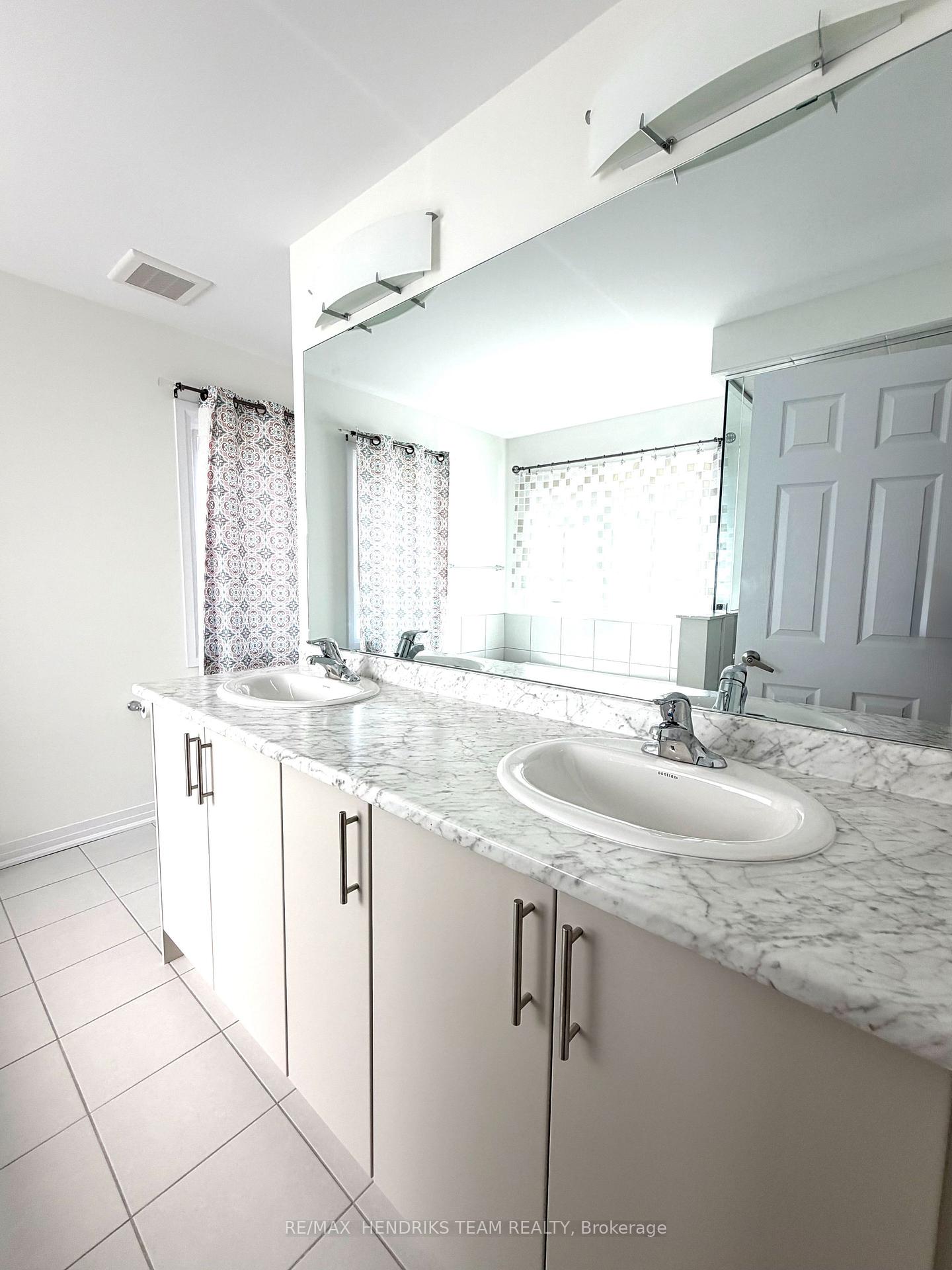 Photo 15 of 5 Derose Avenue S, Thorold, Hurricane/Merrittville — HOMEH