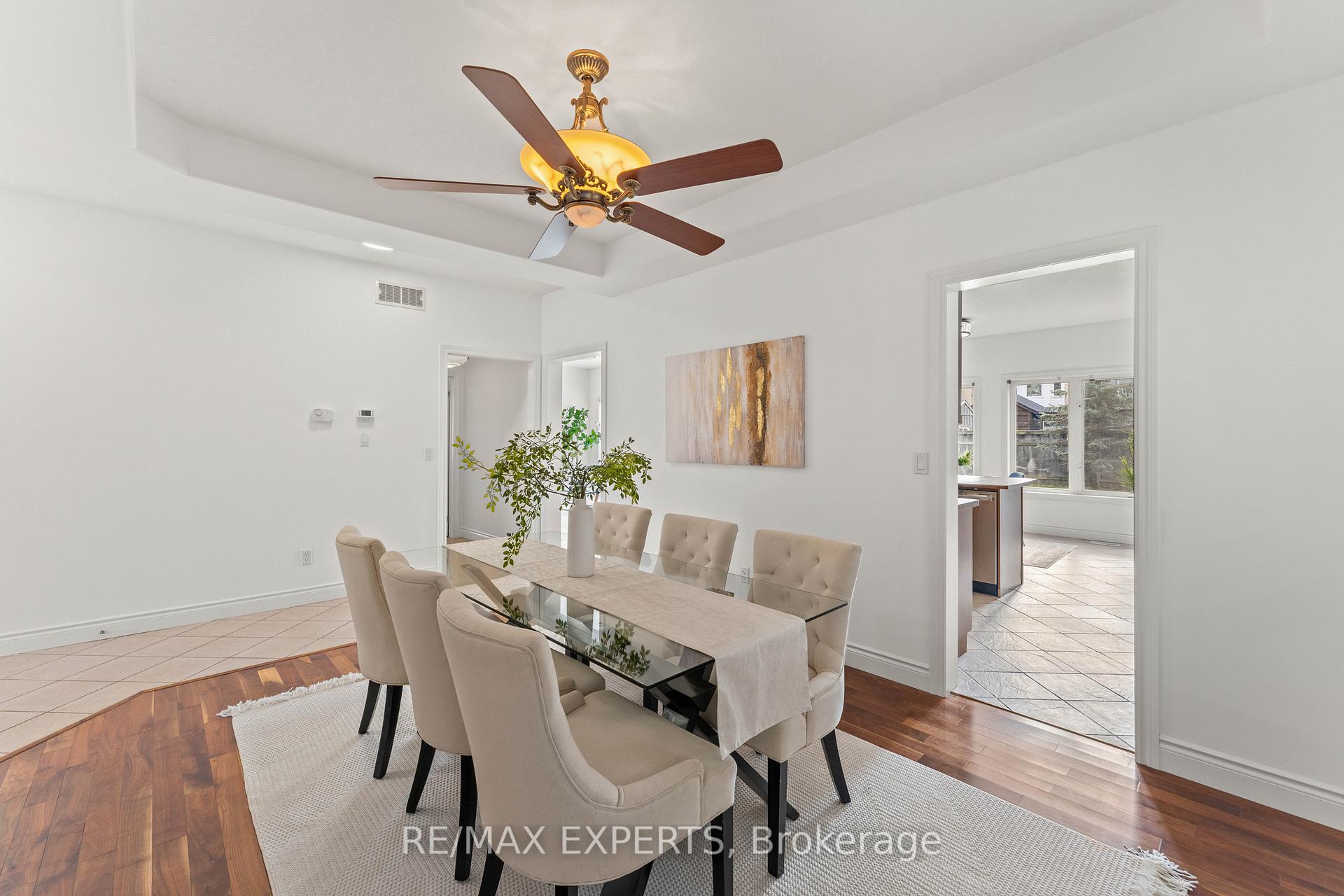 Photo 15 of 66 Schweitzer Crescent, Wellesley — HOMEH