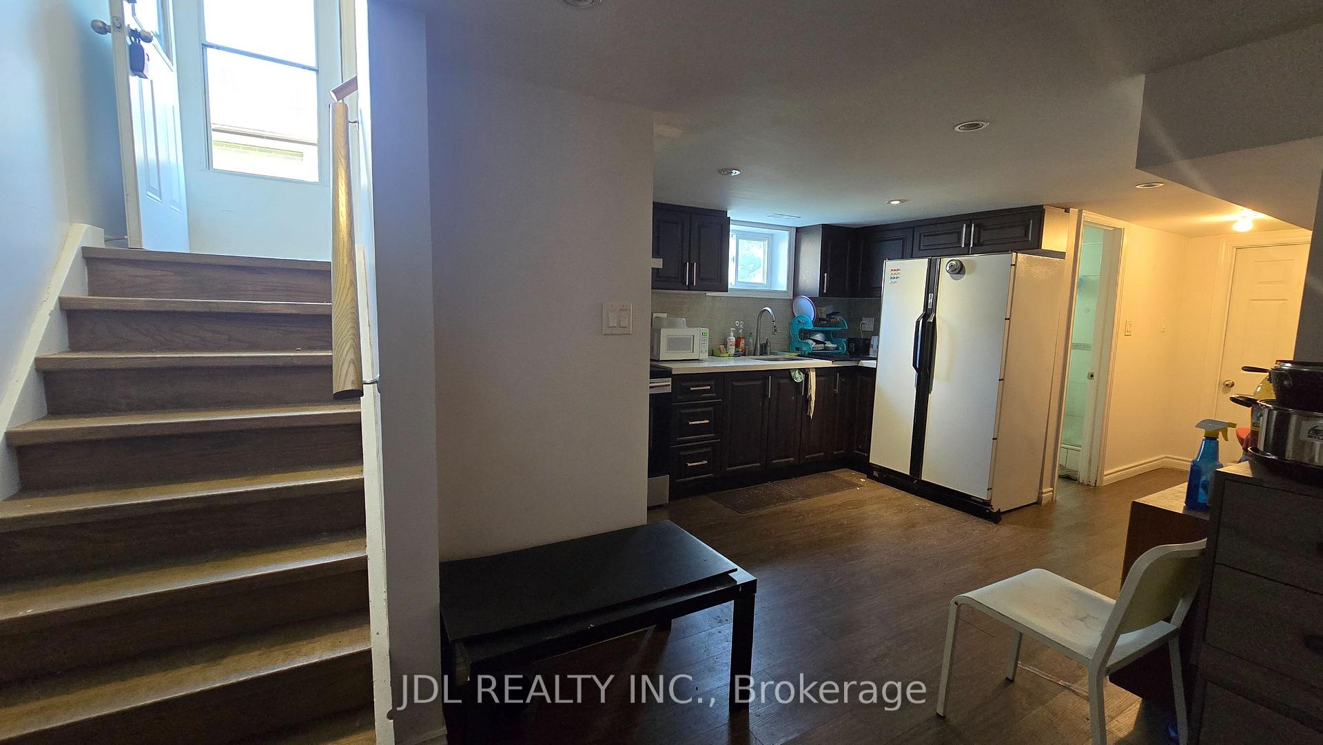 Photo 3 of Unit Bsmt B, 68 Meadowview Avenue, Markham, Grandview — HOMEH