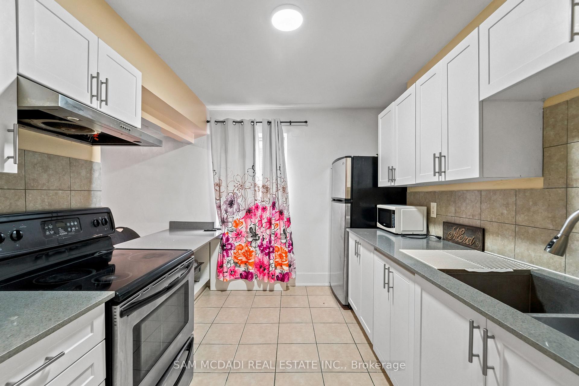 Photo 6 of Unit 302, 1016 O'connor Drive, Toronto, O'Connor-Parkview — HOMEH