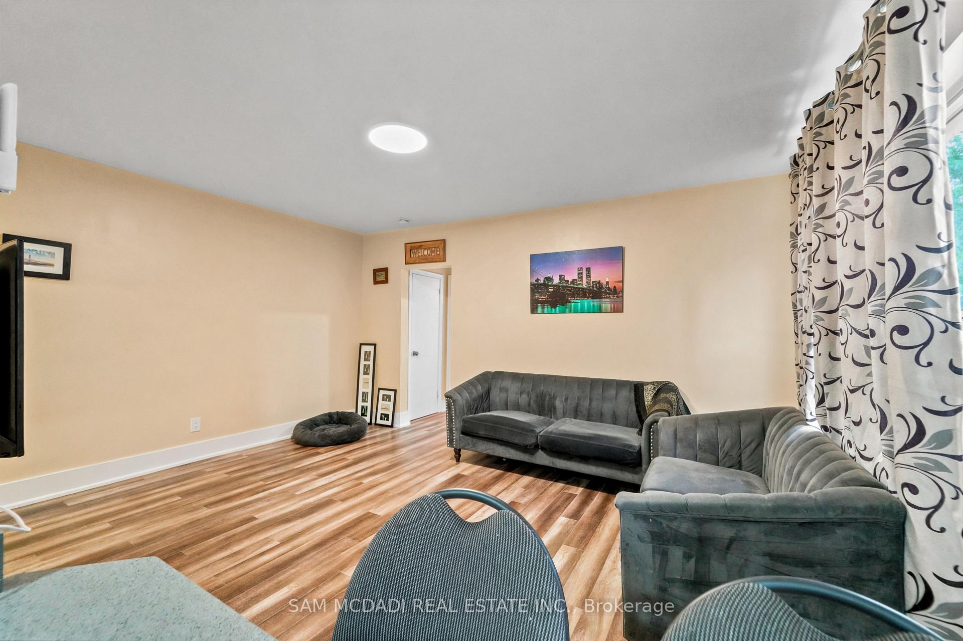 Photo 8 of Unit 302, 1016 O'connor Drive, Toronto, O'Connor-Parkview — HOMEH