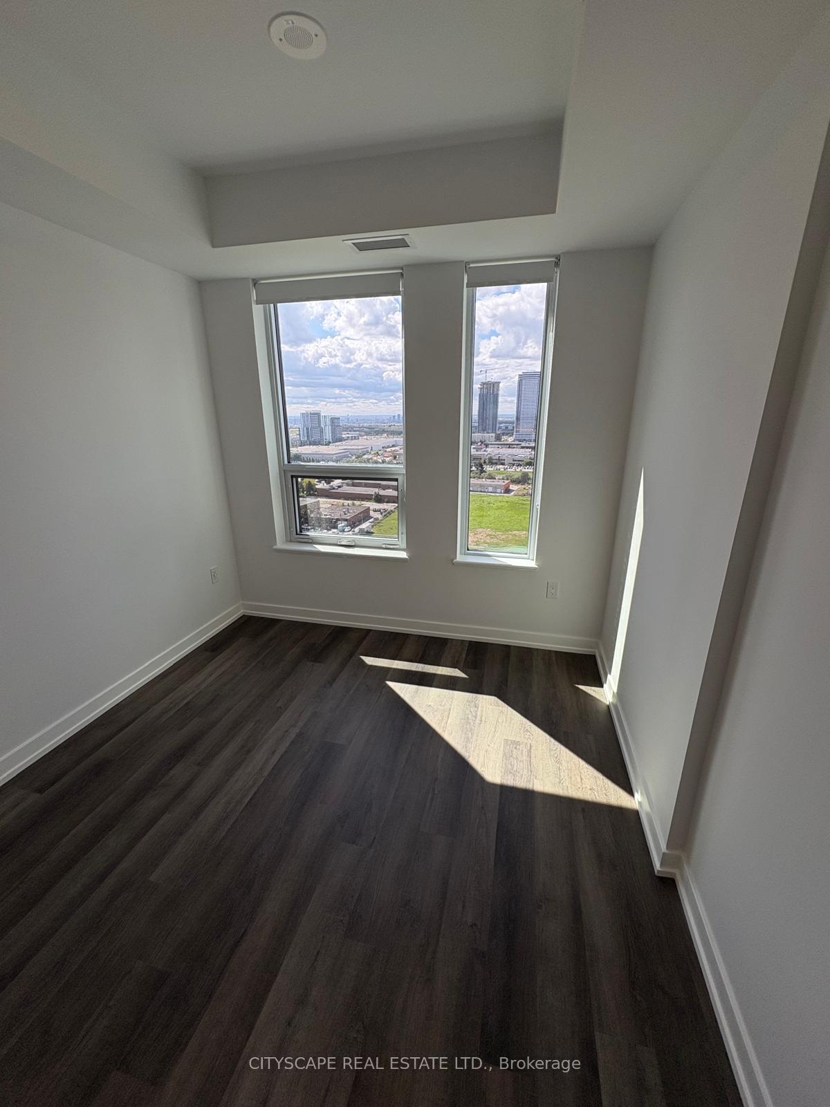 Photo 18 of Unit 1603, 21 Meadowdale Road, Vaughan, Vaughan Corporate Centre — HOMEH