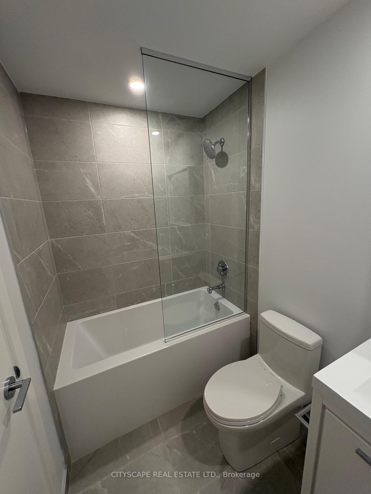 Photo 23 of Unit 1603, 21 Meadowdale Road, Vaughan, Vaughan Corporate Centre — HOMEH