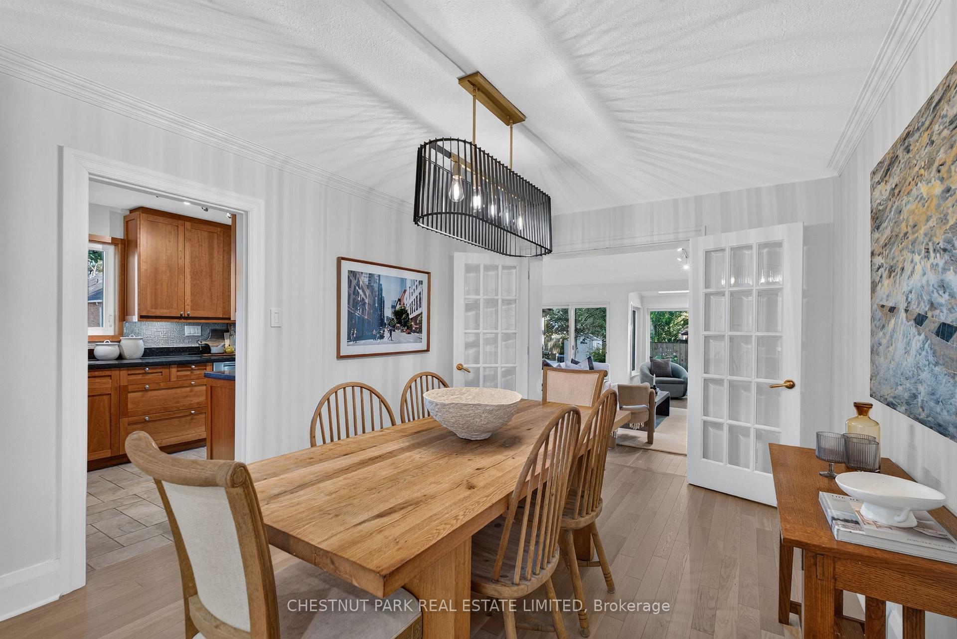 Photo 10 of 521 Sutherland Drive, Toronto, Leaside — HOMEH