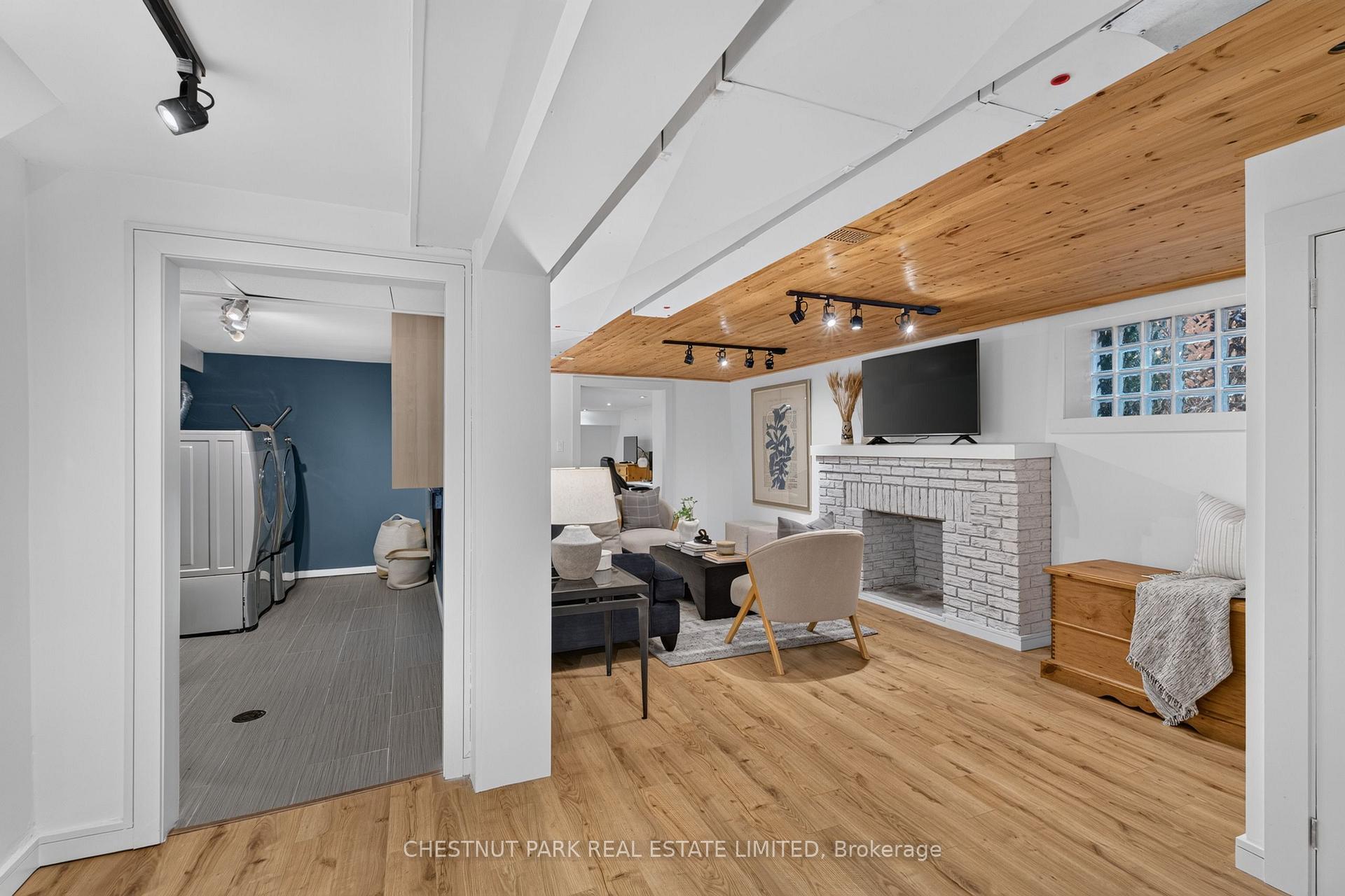 Photo 27 of 521 Sutherland Drive, Toronto, Leaside — HOMEH