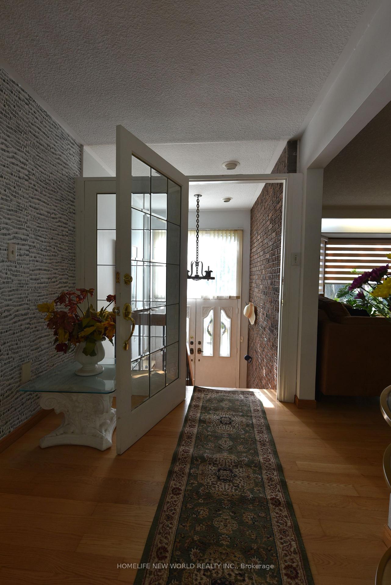 Photo 2 of 67 watson Street, Scarborough, Highland Creek — HOMEH