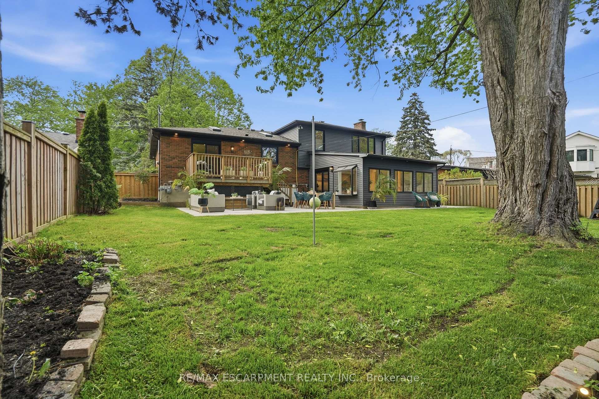 Photo 47 of 345 Rankin Drive, Burlington, Roseland — HOMEH