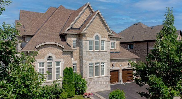 Photo 5 of 37 Degrey Drive, Brampton, Bram East — HOMEH