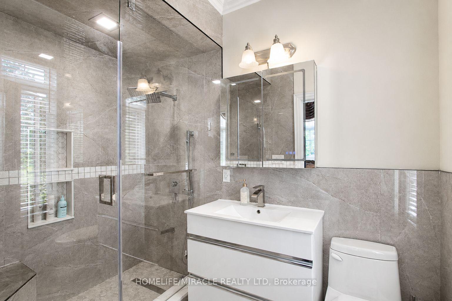Photo 14 of 37 Degrey Drive, Brampton, Bram East — HOMEH