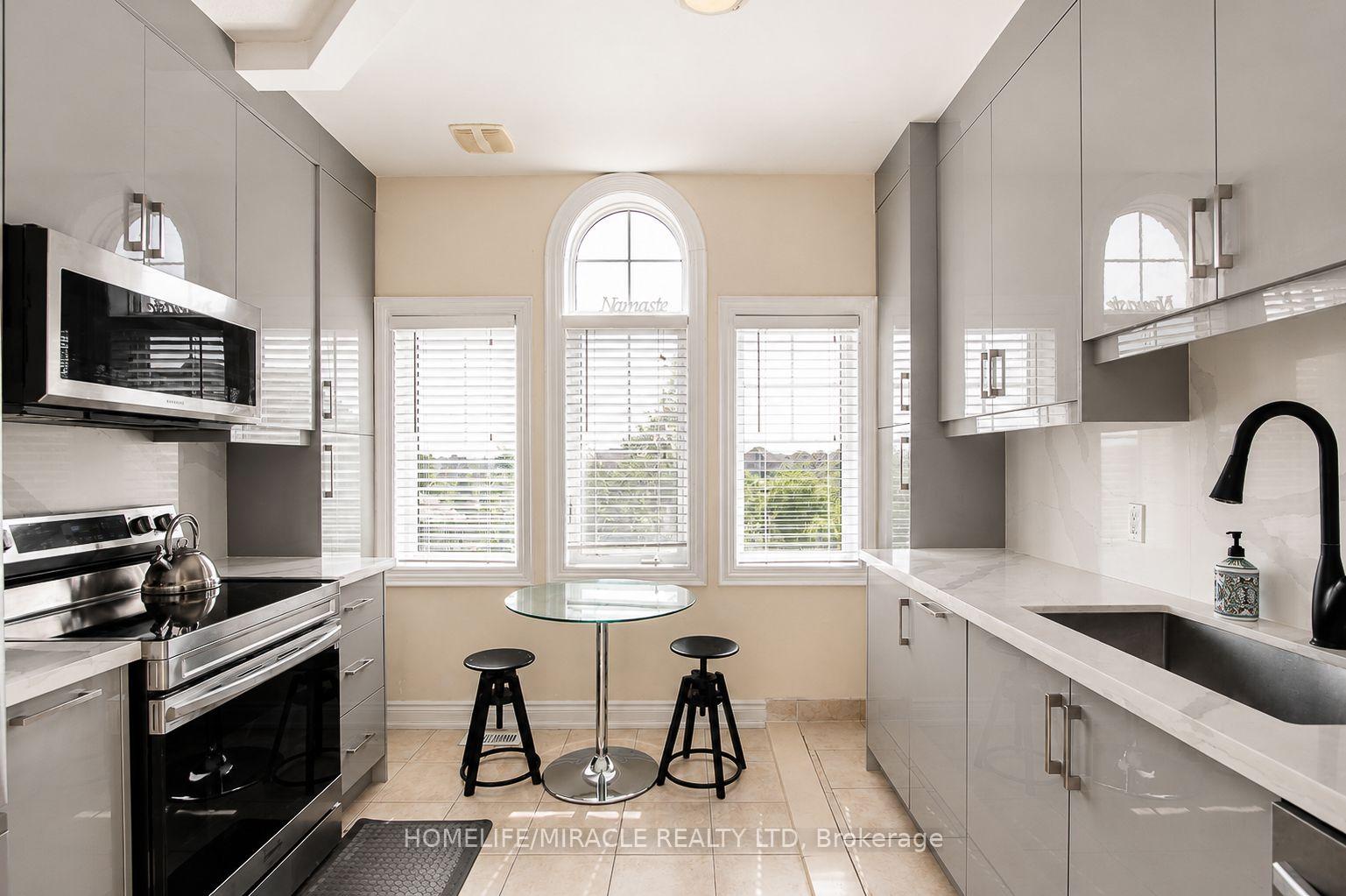 Photo 15 of 37 Degrey Drive, Brampton, Bram East — HOMEH