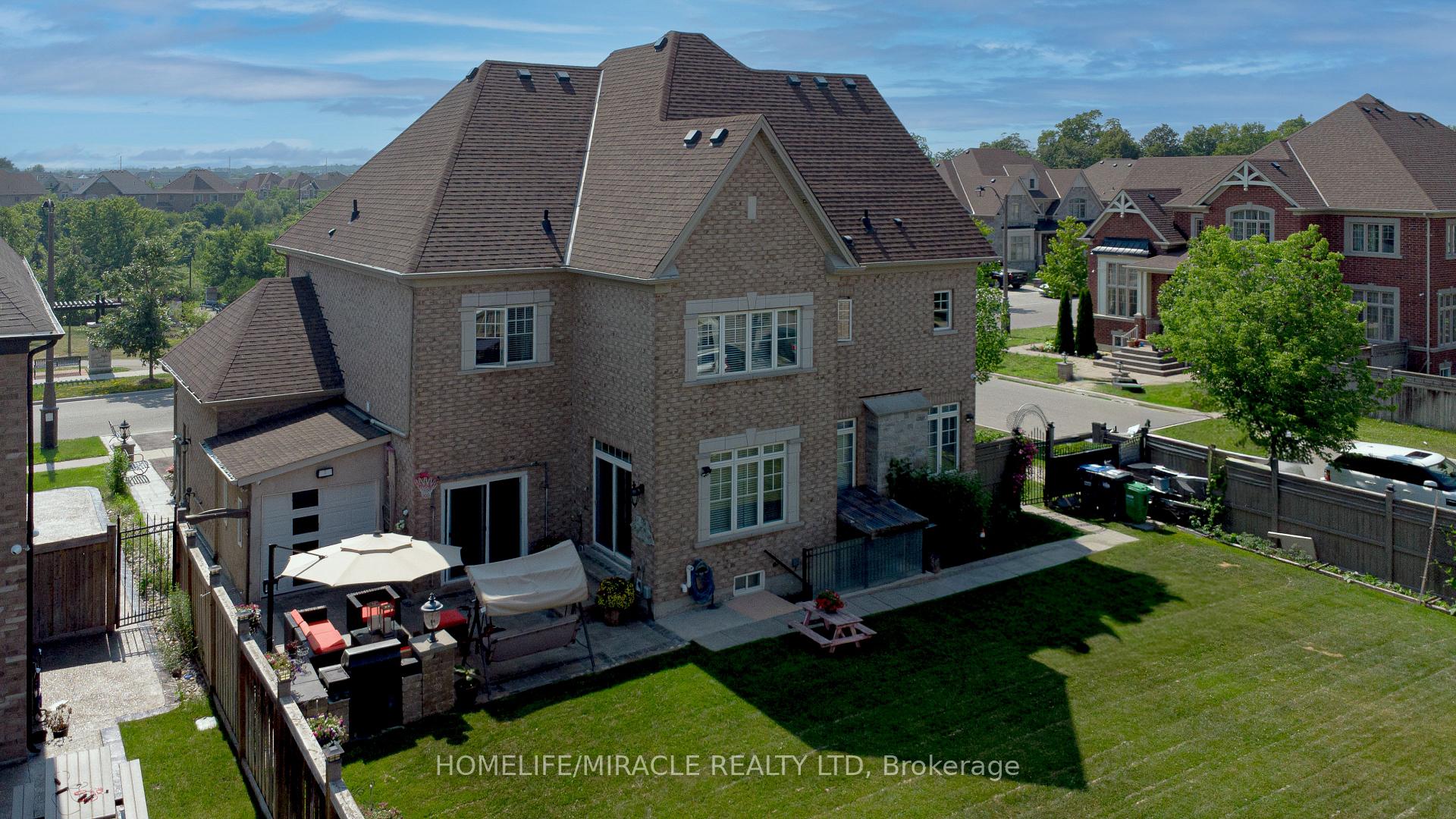 Photo 20 of 37 Degrey Drive, Brampton, Bram East — HOMEH