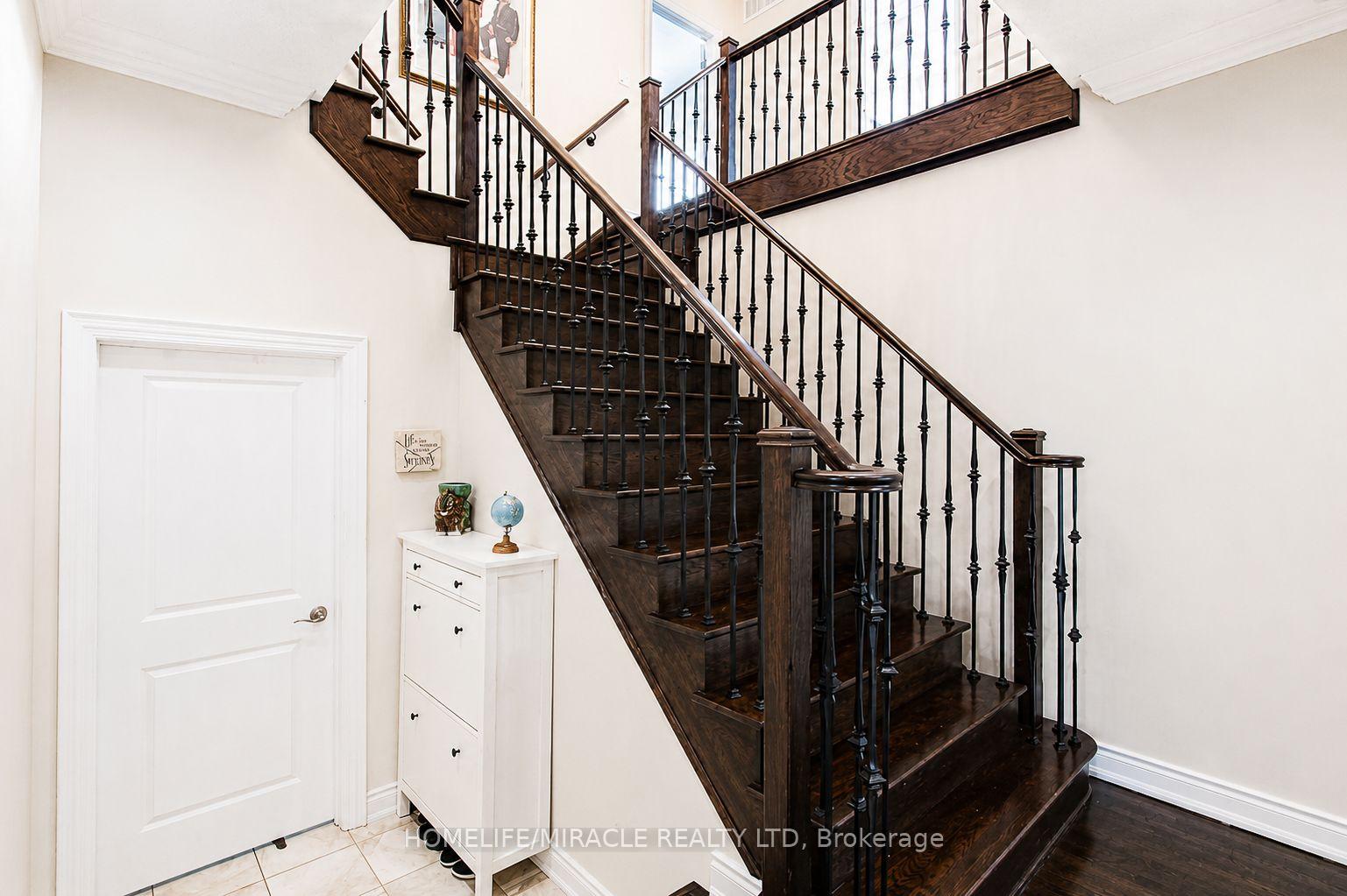 Photo 21 of 37 Degrey Drive, Brampton, Bram East — HOMEH