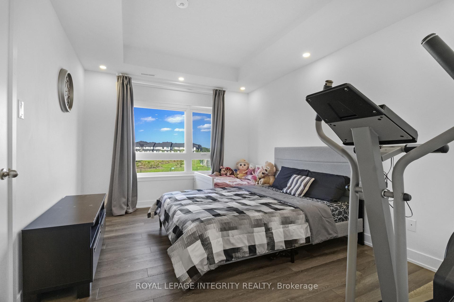 Photo 16 of Unit Unit # H, 55 Overberg Way, Ottawa, Kanata - Emerald Meadows/Trailwest — HOMEH