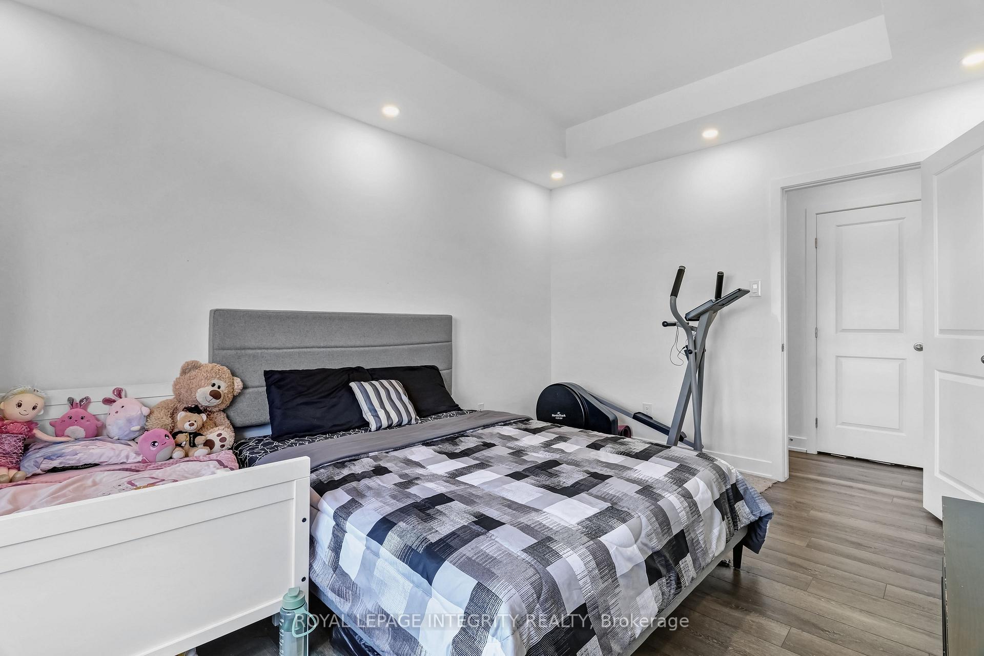 Photo 18 of Unit Unit # H, 55 Overberg Way, Ottawa, Kanata - Emerald Meadows/Trailwest — HOMEH