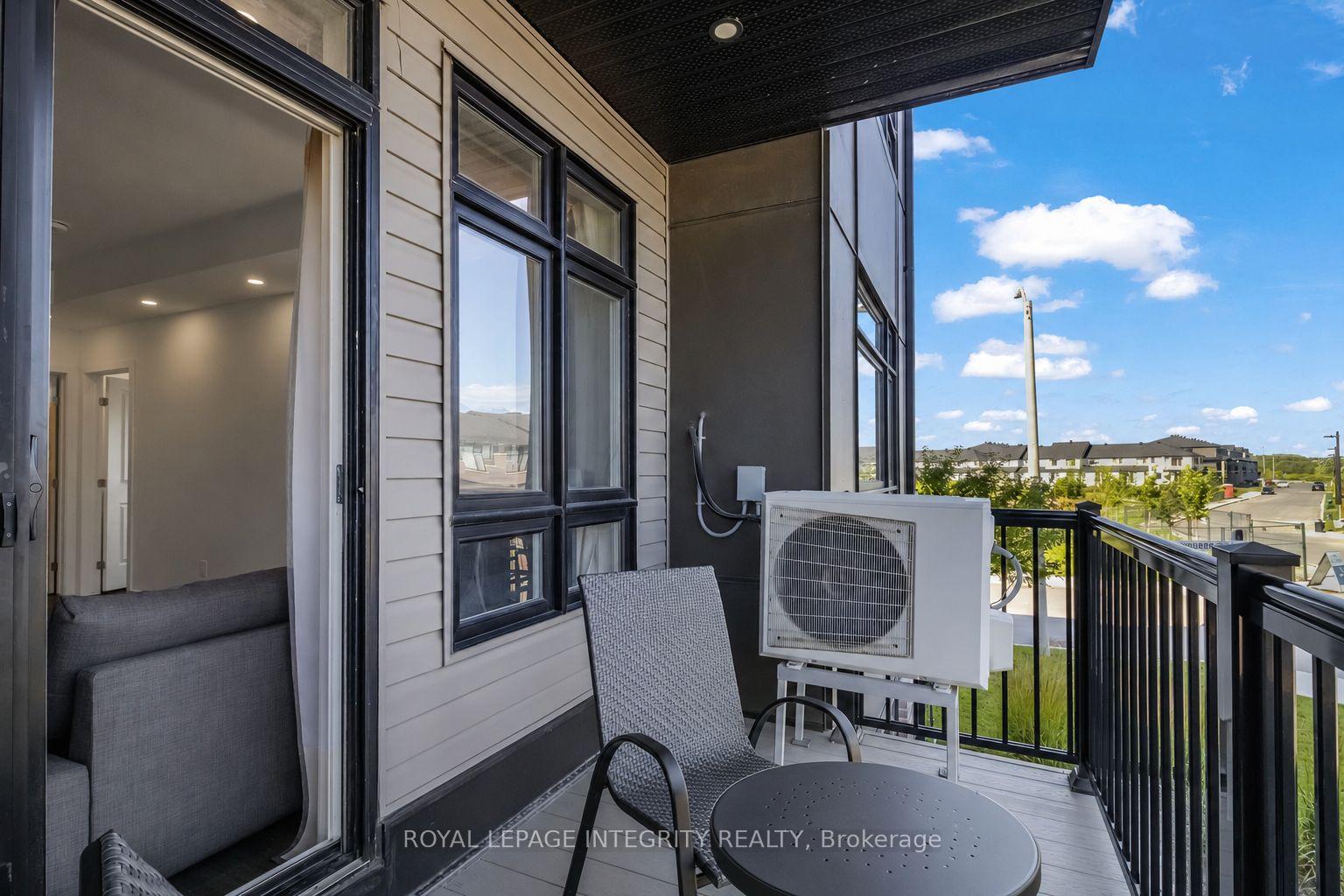 Photo 24 of Unit Unit # H, 55 Overberg Way, Ottawa, Kanata - Emerald Meadows/Trailwest — HOMEH
