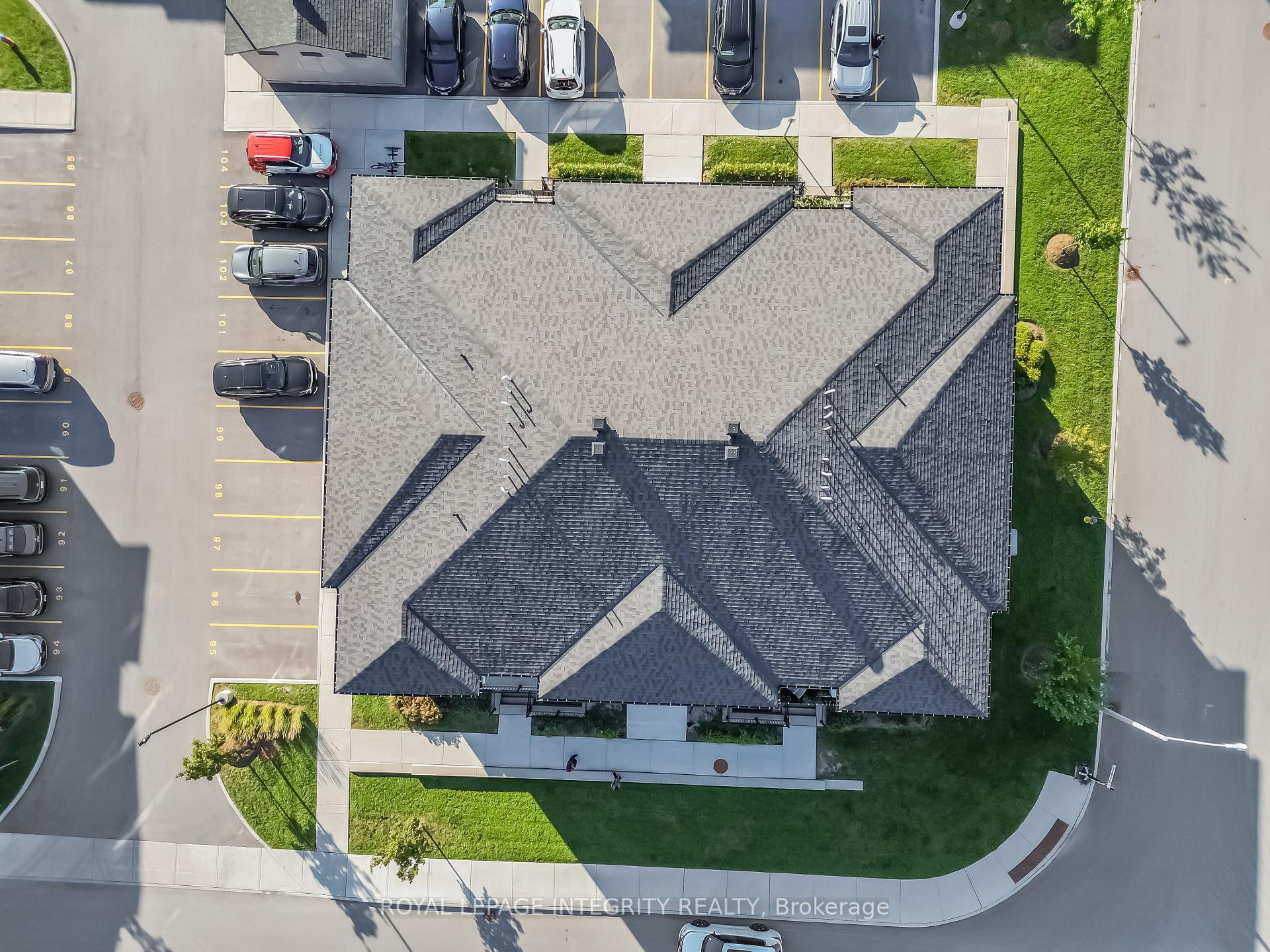 Photo 25 of Unit Unit # H, 55 Overberg Way, Ottawa, Kanata - Emerald Meadows/Trailwest — HOMEH