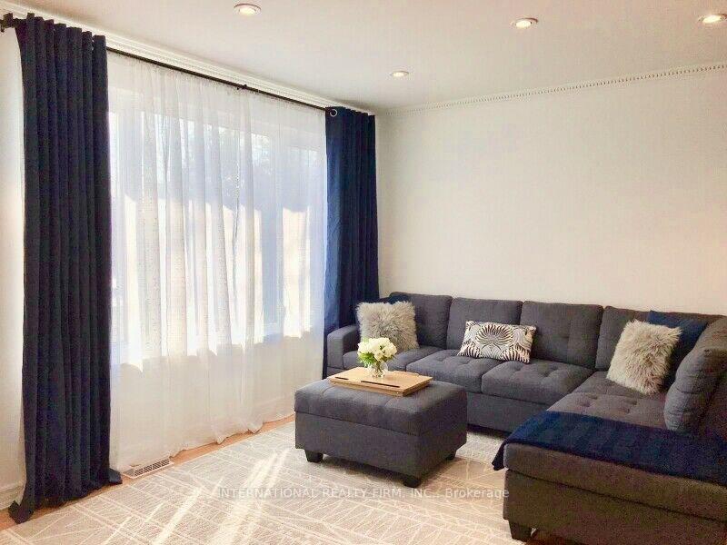 Photo 2 of Unit Upper, 77 Elise Terrace, North York, Newtonbrook West — HOMEH