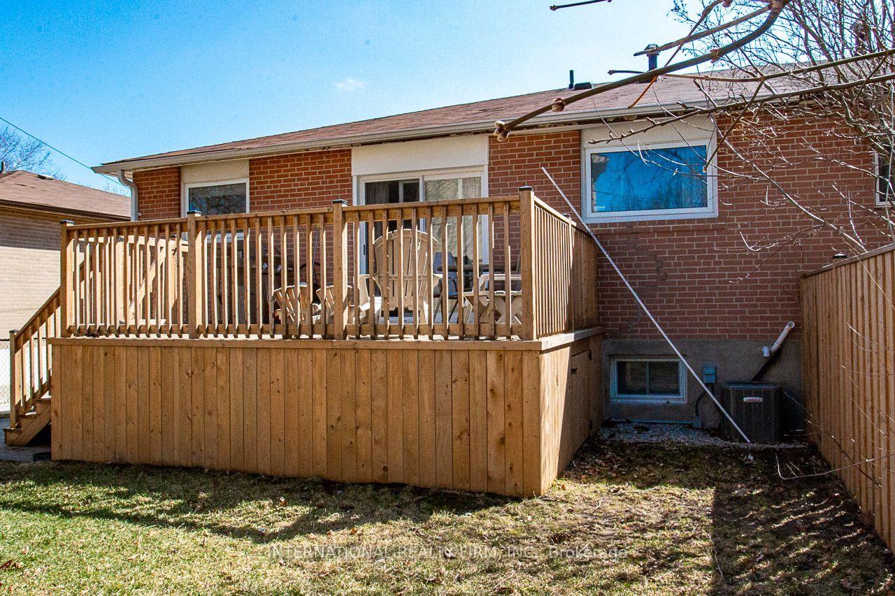 Photo 11 of Unit Upper, 77 Elise Terrace, North York, Newtonbrook West — HOMEH