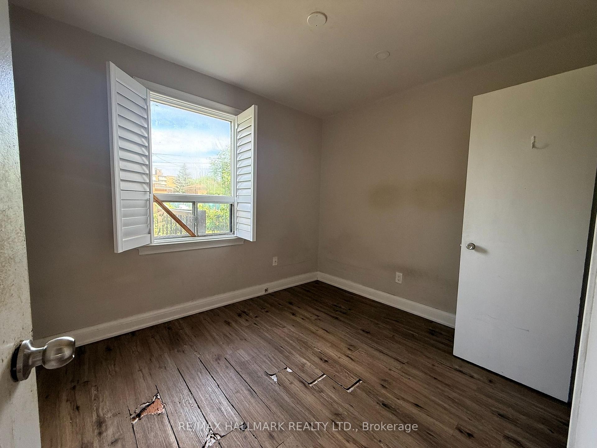 Photo 9 of 29 Flempton Crescent, Scarborough, Ionview — HOMEH