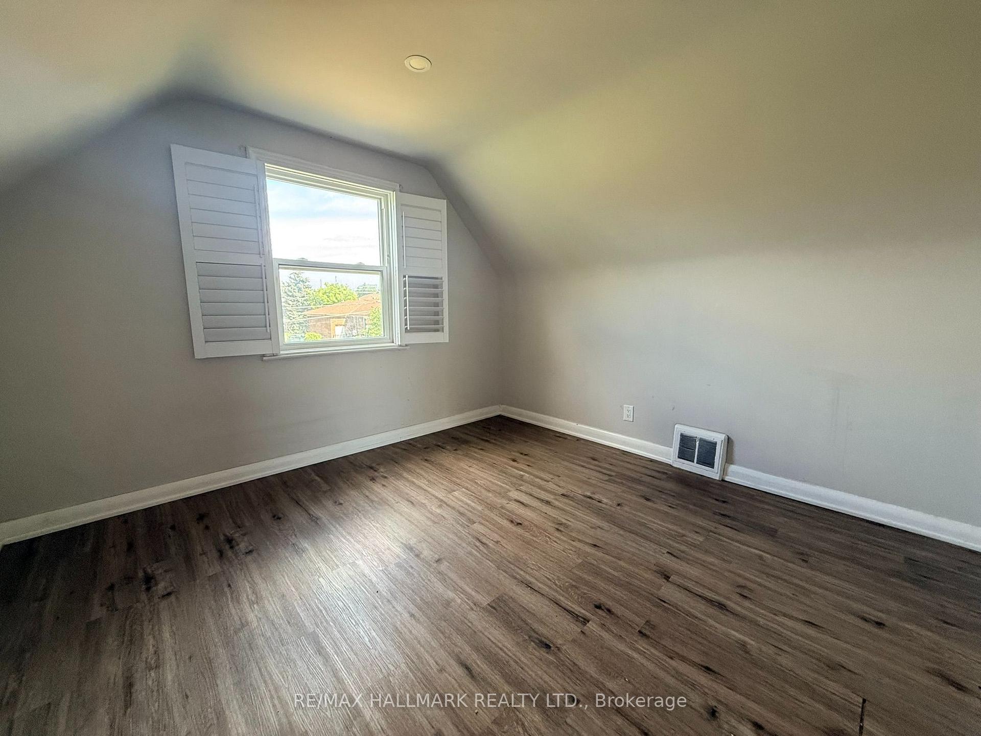 Photo 15 of 29 Flempton Crescent, Scarborough, Ionview — HOMEH