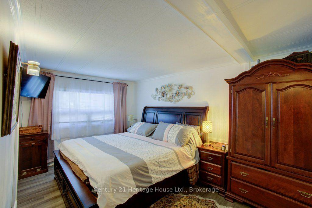 Photo 18 of 52 Fairview Crescent, North Perth, Listowel — HOMEH