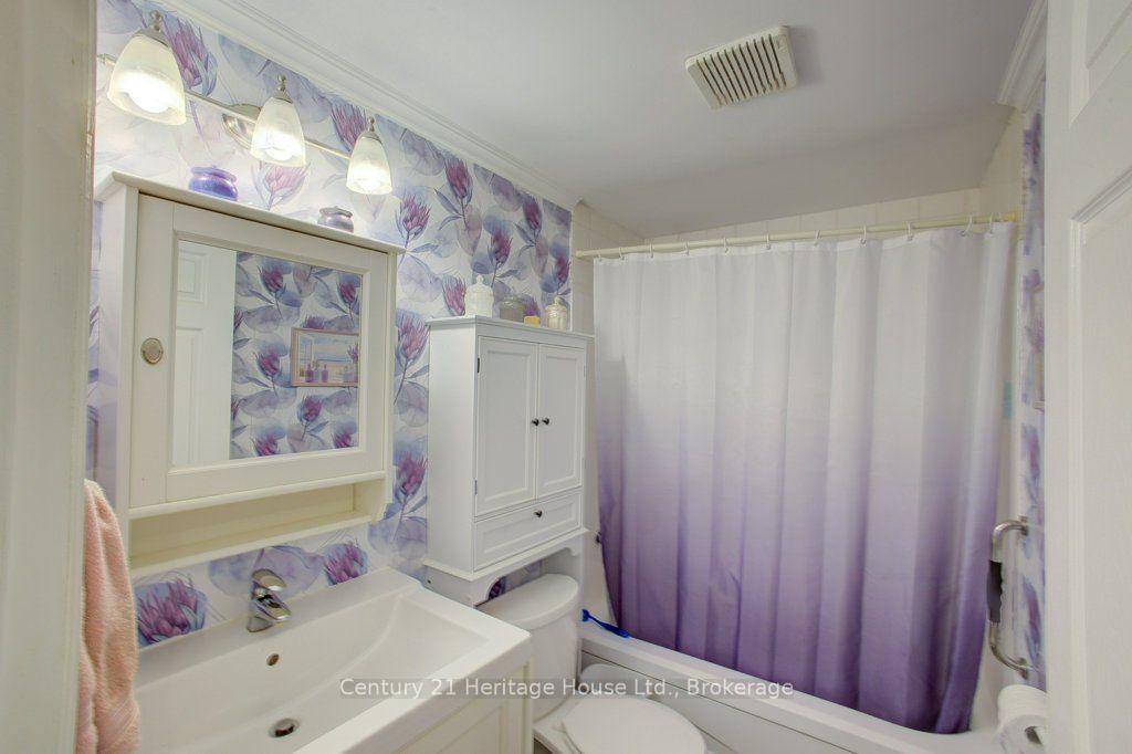 Photo 24 of 52 Fairview Crescent, North Perth, Listowel — HOMEH